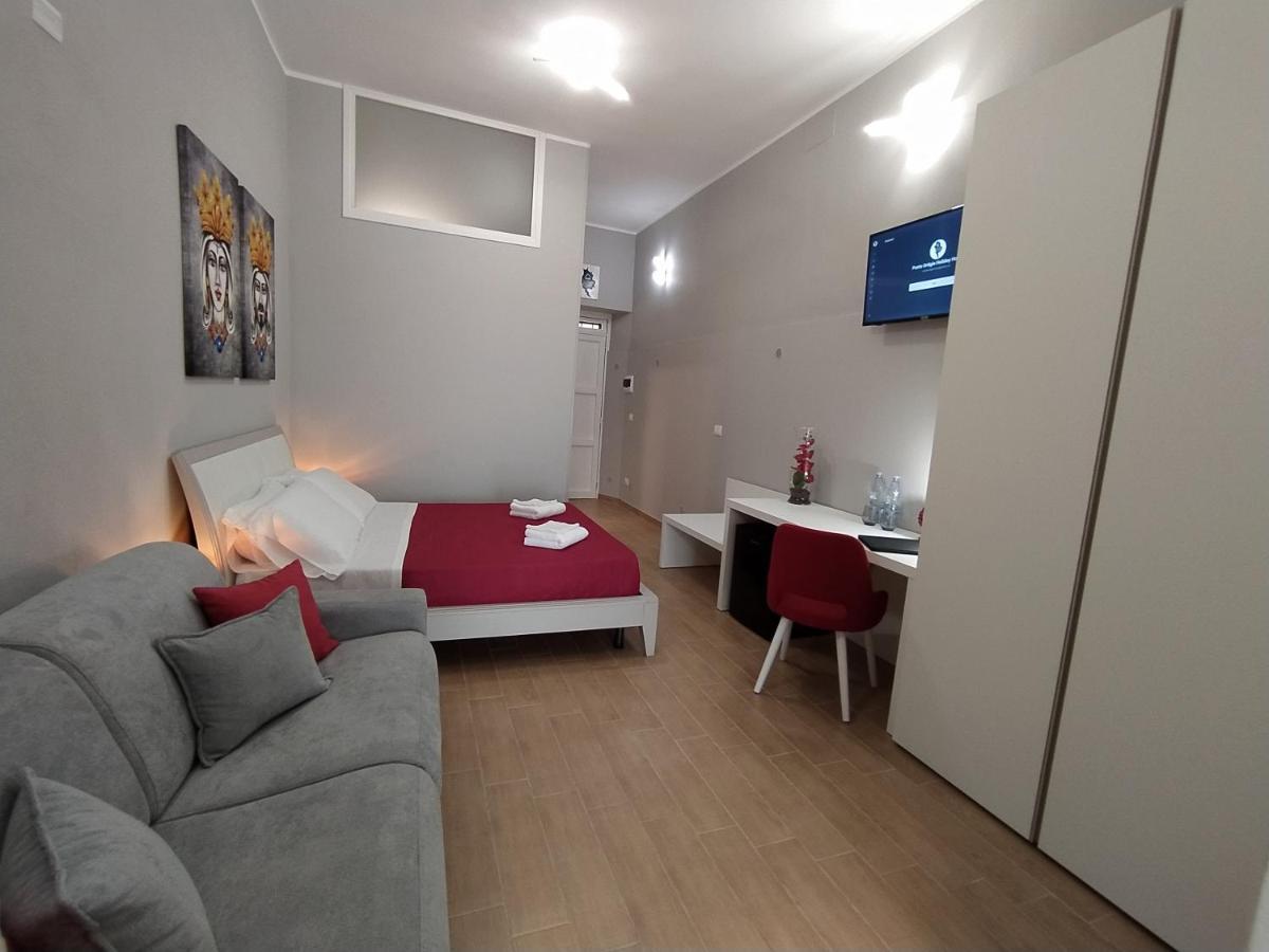 La Punta Di Ortigia Holiday Home Syrakus Exterior foto