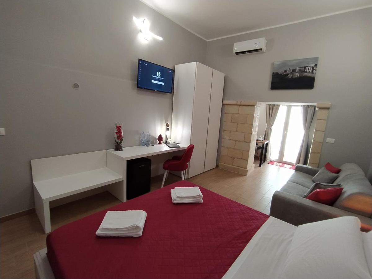 La Punta Di Ortigia Holiday Home Syrakus Exterior foto