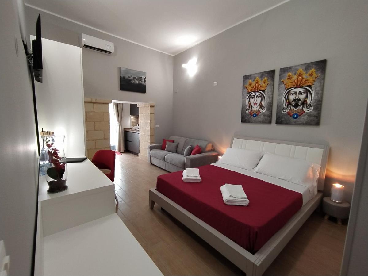 La Punta Di Ortigia Holiday Home Syrakus Exterior foto